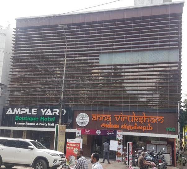 Ample Yard Hotel Madrás Exterior foto